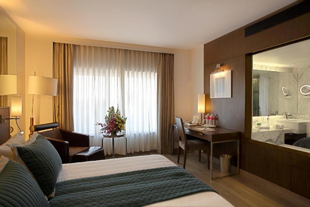 St Laurn Koregaon Park Pune Quarto foto